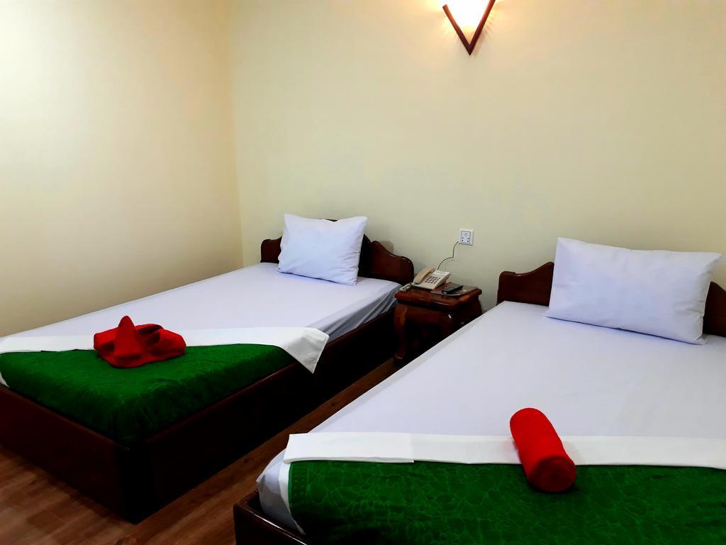 Hotel Capitol One *